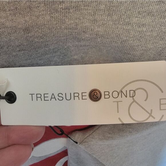 Treasure & Bond Nordstrom Rolling Stone Sweatshirt NWT - Picture 13 of 16